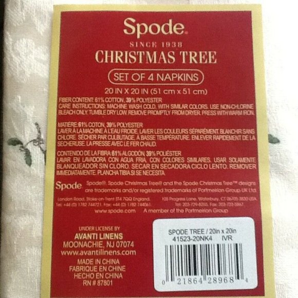 8 brand new Spode Christmas Tree Fabric Napkins w/ GREEN Trim - Picture 3 of 10